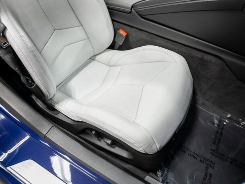 Used 2025 Chevrolet Corvette Stingray Coupe image 35