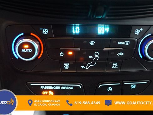 Used 2017 Ford Escape SE FWD image 22