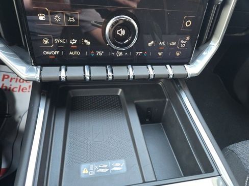 New 2025 GMC Acadia Elevation image 19