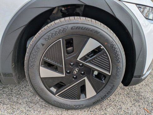 New 2026 Hyundai Ioniq 5 SE image 9