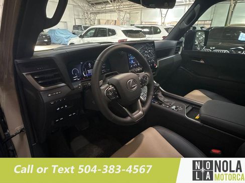 Used 2026 Lexus GX 550 AWD/4WD image 22