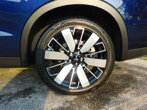 New 2025 Mitsubishi Outlander SE image 4