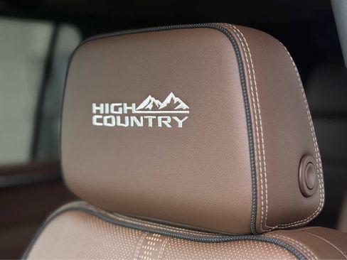 New 2026 Chevrolet Tahoe High Country image 17