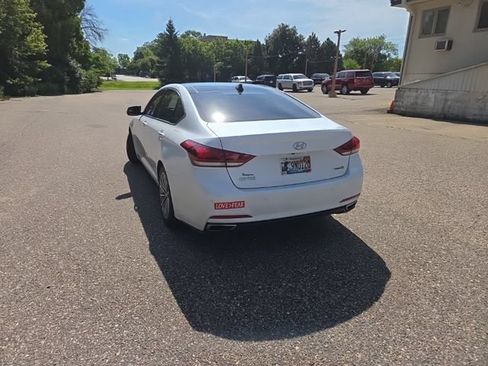 Used 2015 Hyundai Genesis 3.8 w/ Option Group 03 AWD/4WD image 10