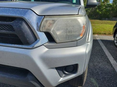 Used 2013 Toyota Tacoma 4x4 Access Cab w/ SR5 Pkg image 10