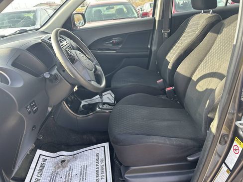 Used 2010 Scion xD FWD image 10