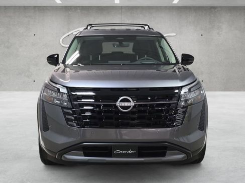 New 2026 Nissan Pathfinder Platinum image 18