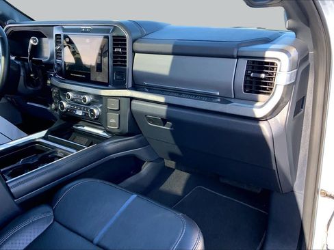 Used 2025 Ford F250 Platinum w/ Tremor Off-Road Package AWD/4WD image 17