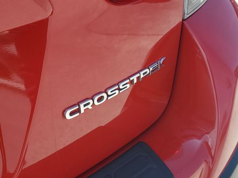 Used 2021 Subaru Crosstrek 2.0i Premium w/ Moonroof Package AWD/4WD image 11