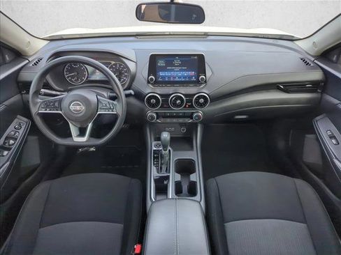 Used 2023 Nissan Sentra SV image 18