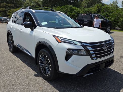 New 2026 Nissan Rogue Platinum AWD/4WD image 15