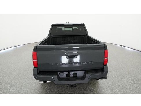 Used 2024 Toyota Tacoma TRD Sport image 9