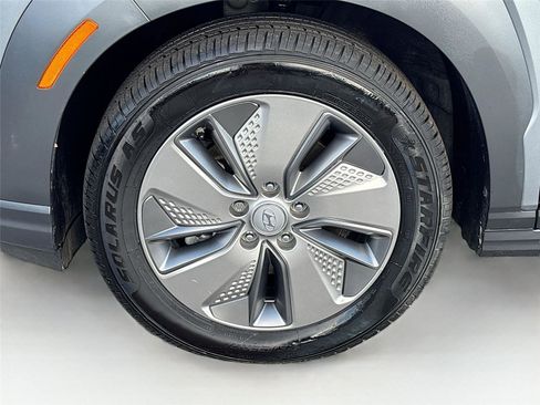 Used 2021 Hyundai Kona SEL image 31