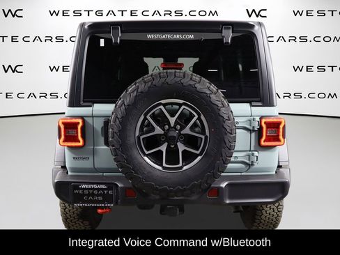 Used 2024 Jeep Wrangler Unlimited Rubicon image 4