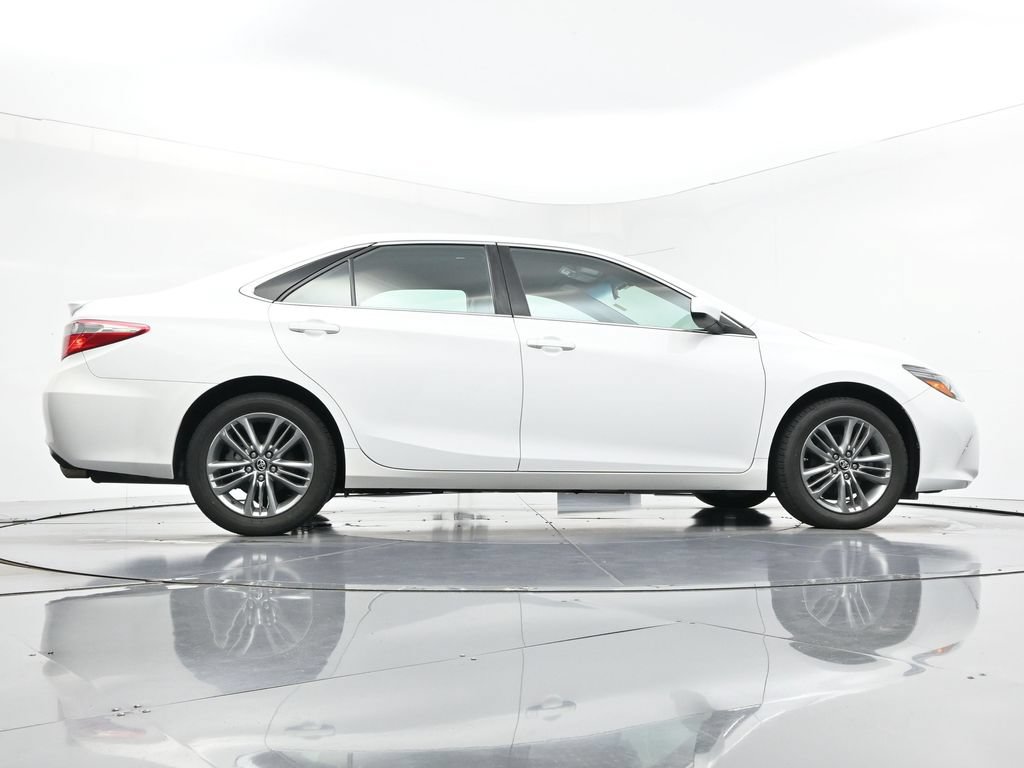 Used 2017 Toyota Camry SE FWD image 26