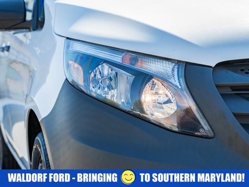 Used 2022 Mercedes-Benz Metris image 21
