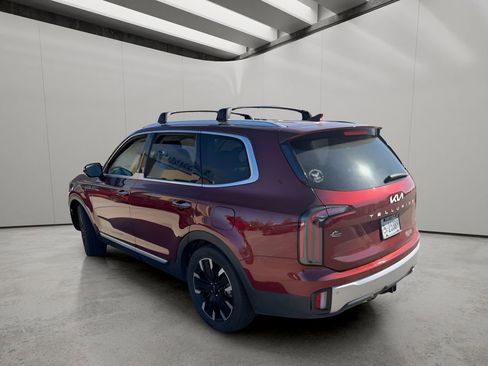 Used 2024 Kia Telluride SX w/ Towing Package image 5
