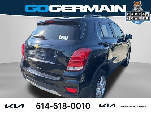 Used 2022 Chevrolet Trax LT w/ LT Convenience Package AWD/4WD image 4