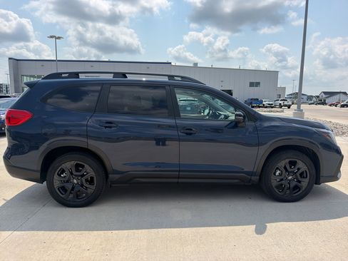 Used 2023 Subaru Ascent Onyx Edition Limited AWD/4WD image 4
