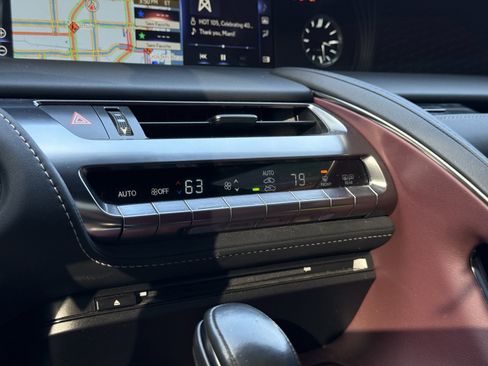 Used 2018 Lexus LC 500 500 image 26