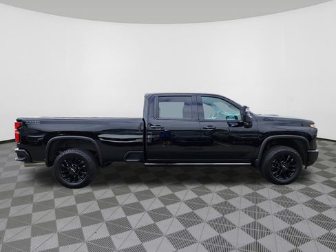 Used 2025 Chevrolet Silverado 3500 LTZ w/ Trail Boss Package AWD/4WD image 6