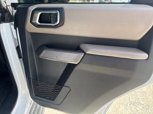 Used 2023 Ford Bronco Wildtrak image 26