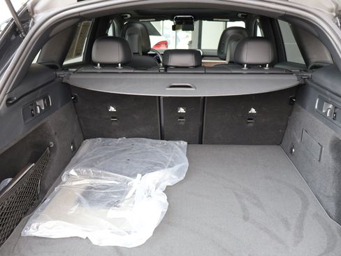 Used 2026 Mercedes-Benz GLC 300 image 21