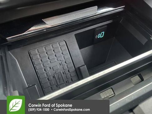 Used 2023 Ford F350 Lariat image 33