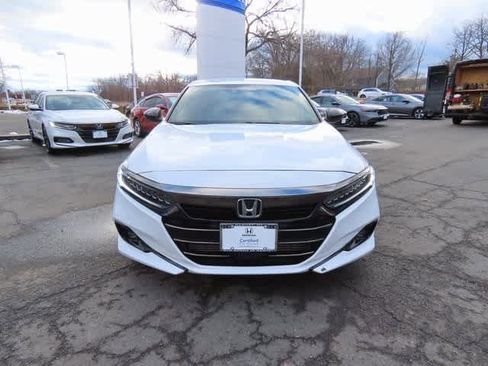 Used 2022 Honda Accord Sport image 6