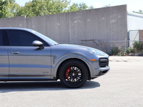 Used 2023 Porsche Cayenne GTS AWD/4WD image 10