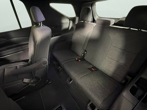 Certified 2026 Chevrolet Traverse LT FWD image 29