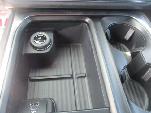 New 2027 Ford Expedition Tremor AWD/4WD image 11