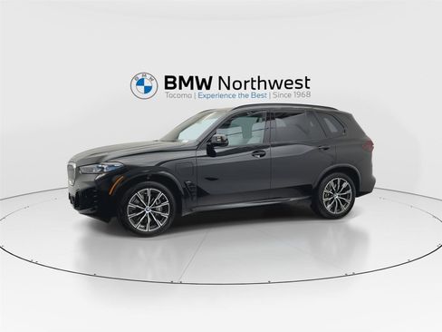 Used 2025 BMW X5 xDrive50e w/ M Sport Package image 10