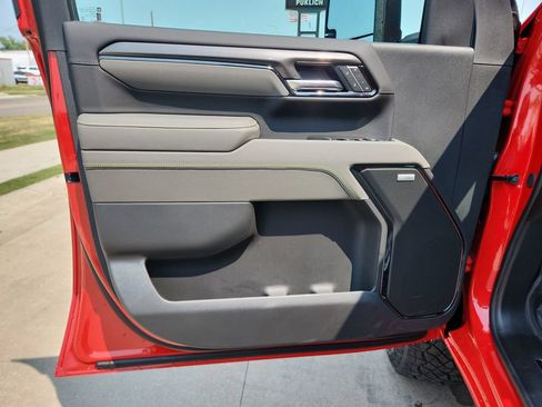 New 2026 Chevrolet Silverado 2500 ZR2 w/ ZR2 Bison Edition AWD/4WD image 12