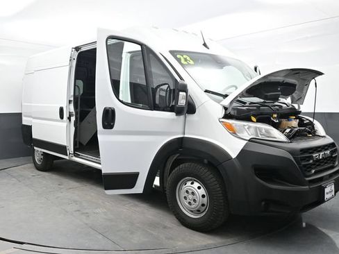 Used 2023 RAM ProMaster 2500 FWD image 25