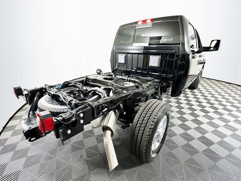 Used 2025 RAM 2500 Big Horn image 7