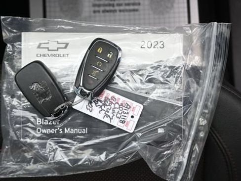 Used 2023 Chevrolet Blazer RS w/ Driver Confidence II Package AWD/4WD image 12