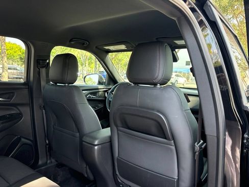 Used 2022 Chevrolet TrailBlazer RS FWD image 21