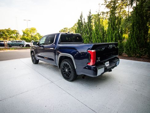 Used 2023 Toyota Tundra Limited w/ Power Package AWD/4WD image 8