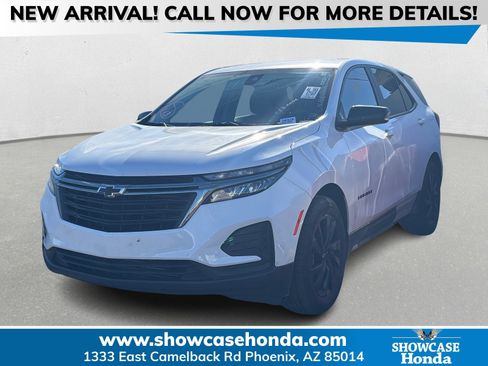 Used 2024 Chevrolet Equinox LS w/ LS Convenience Package image 1