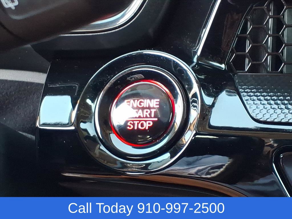 Used 2025 Honda CR-V EX-L image 17