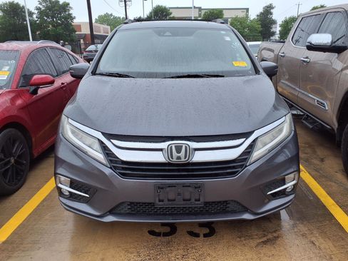 Used 2019 Honda Odyssey Elite image 2
