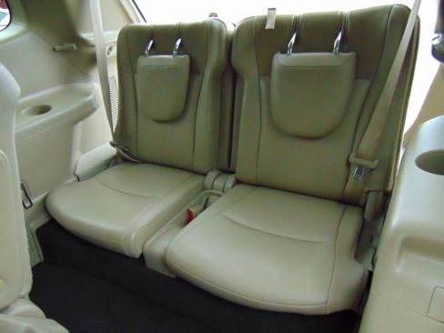 Used 2013 Toyota Highlander Limited FWD image 16