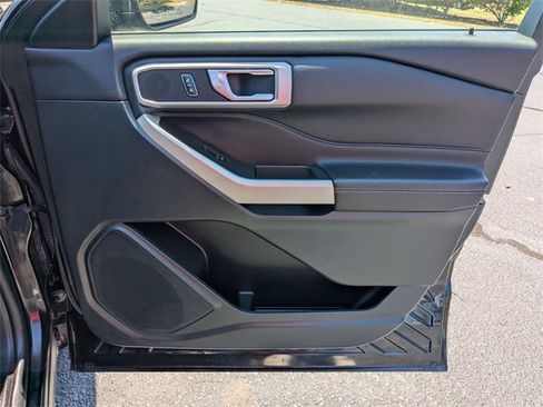 Used 2024 Ford Explorer XLT w/ Equipment Group 202A image 35