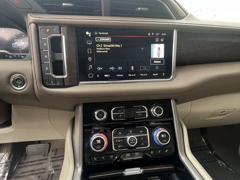 Used 2022 GMC Yukon Denali image 11