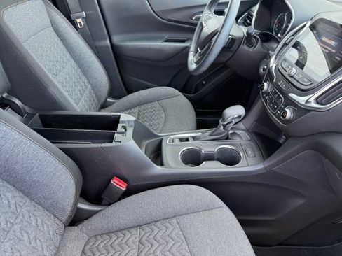 Certified 2024 Chevrolet Equinox LT FWD image 14