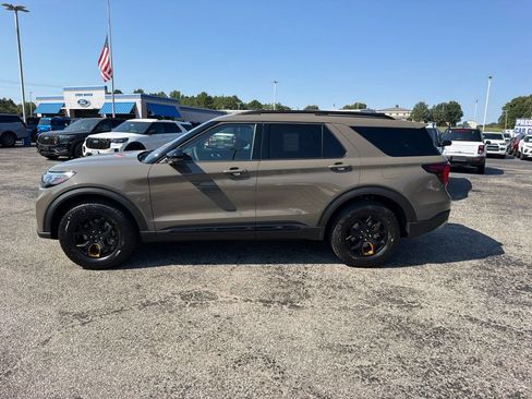 New 2027 Ford Explorer Tremor w/ Tremor Convenience Package AWD/4WD image 6