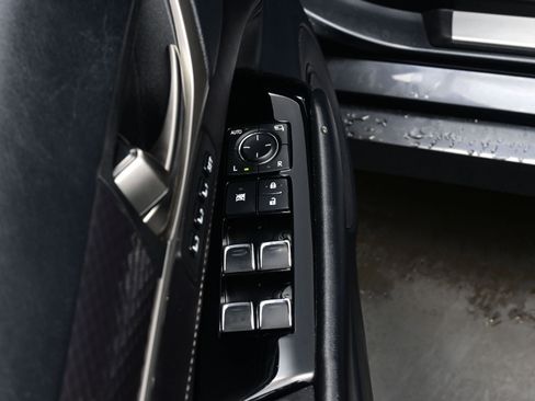 Used 2018 Lexus GS 350 AWD image 10