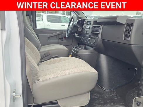New 2025 Chevrolet Express 3500 Work Van w/ Power Convenience Package image 32