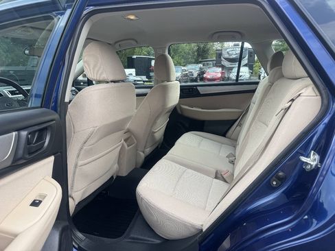 Used 2017 Subaru Outback 2.5i AWD/4WD image 21